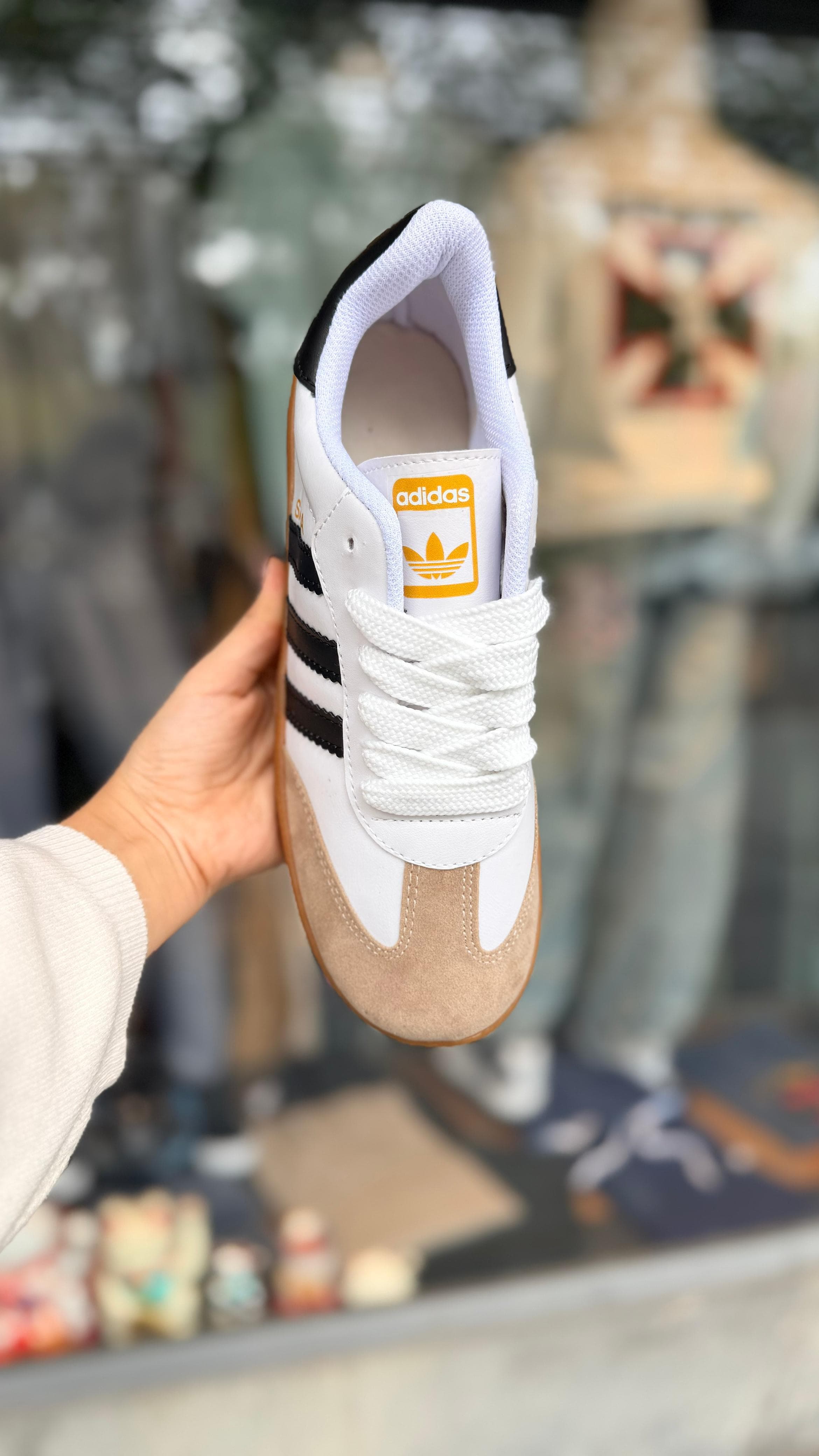 Zapatilla ADI Samba B-LN